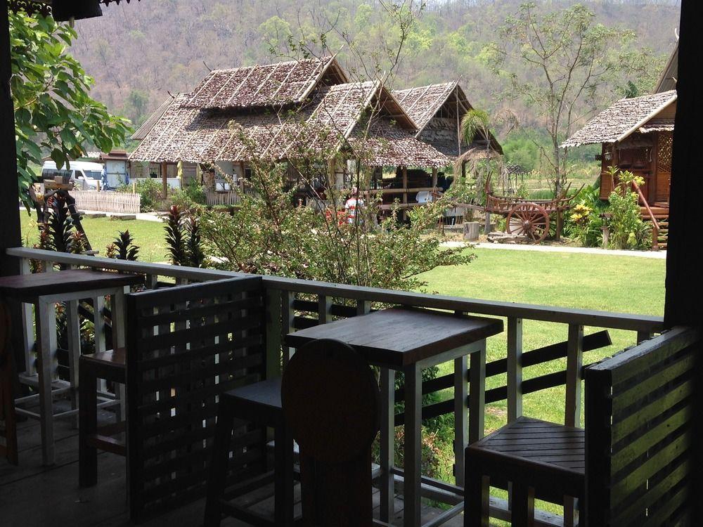 Pitchaporn House Hotel Mae Hong Son Exterior photo