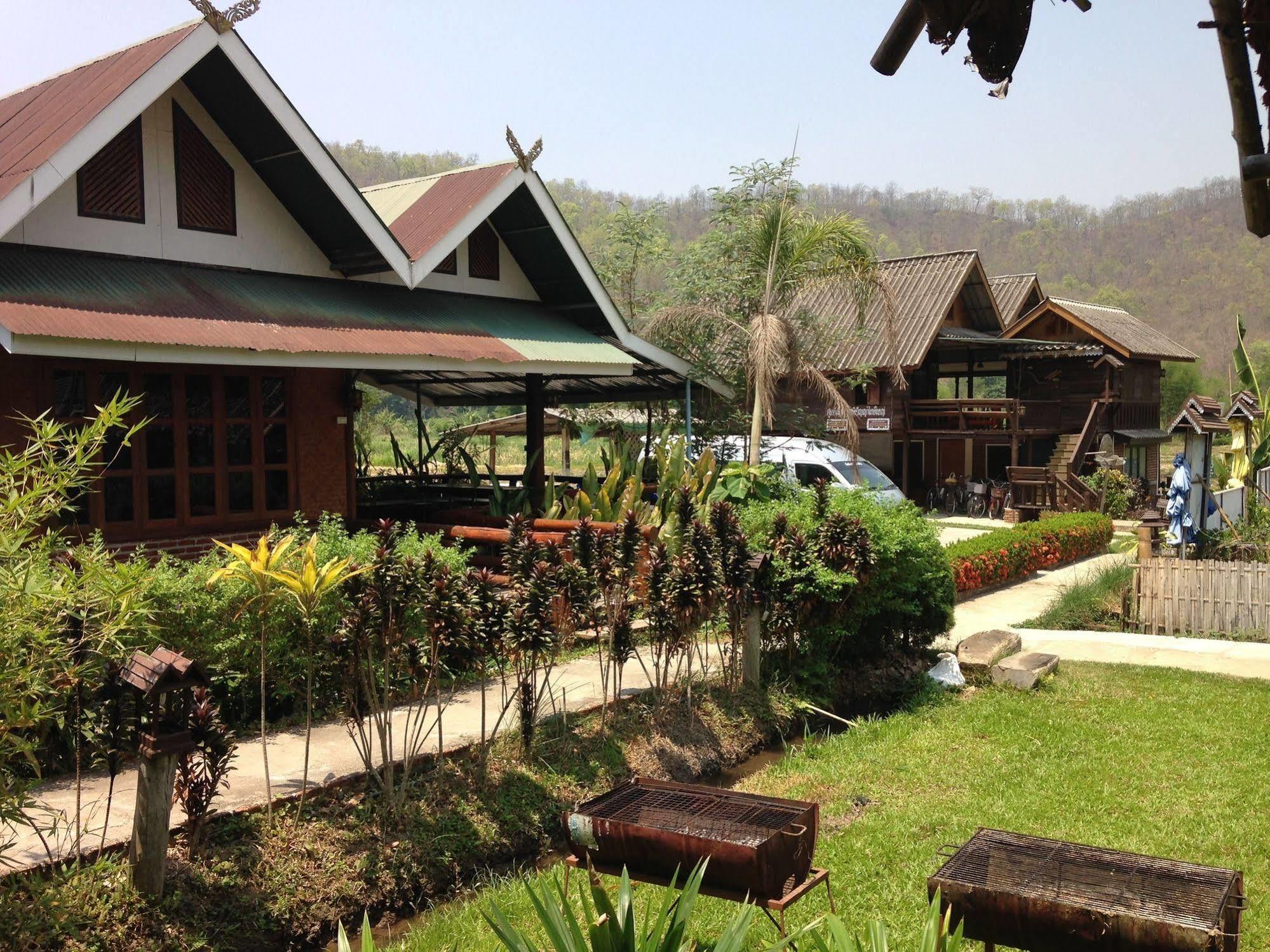 Pitchaporn House Hotel Mae Hong Son Exterior photo